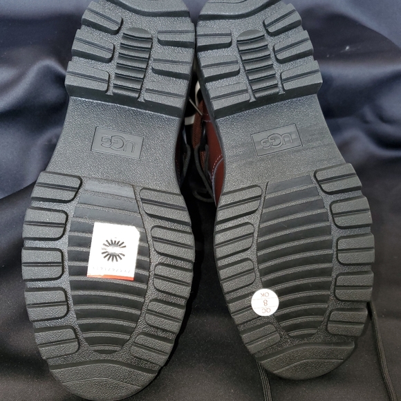 Ugg Tioga hiking boots - Picture 2 of 7